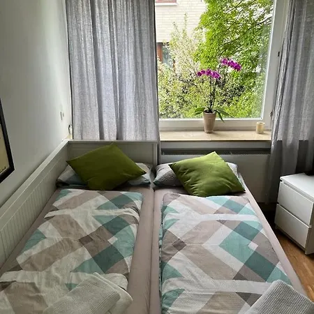 Private Room In Misburg, Hanover Buitenkant foto