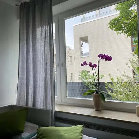 Private Room In Misburg, Hanover Buitenkant foto