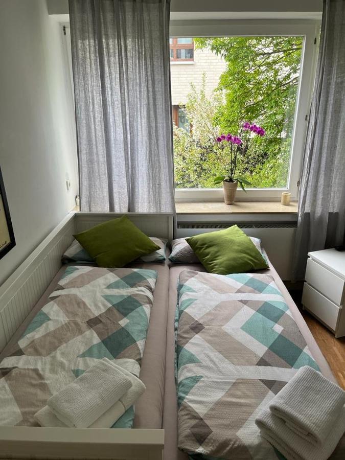 Private In Misburg, Apartment *